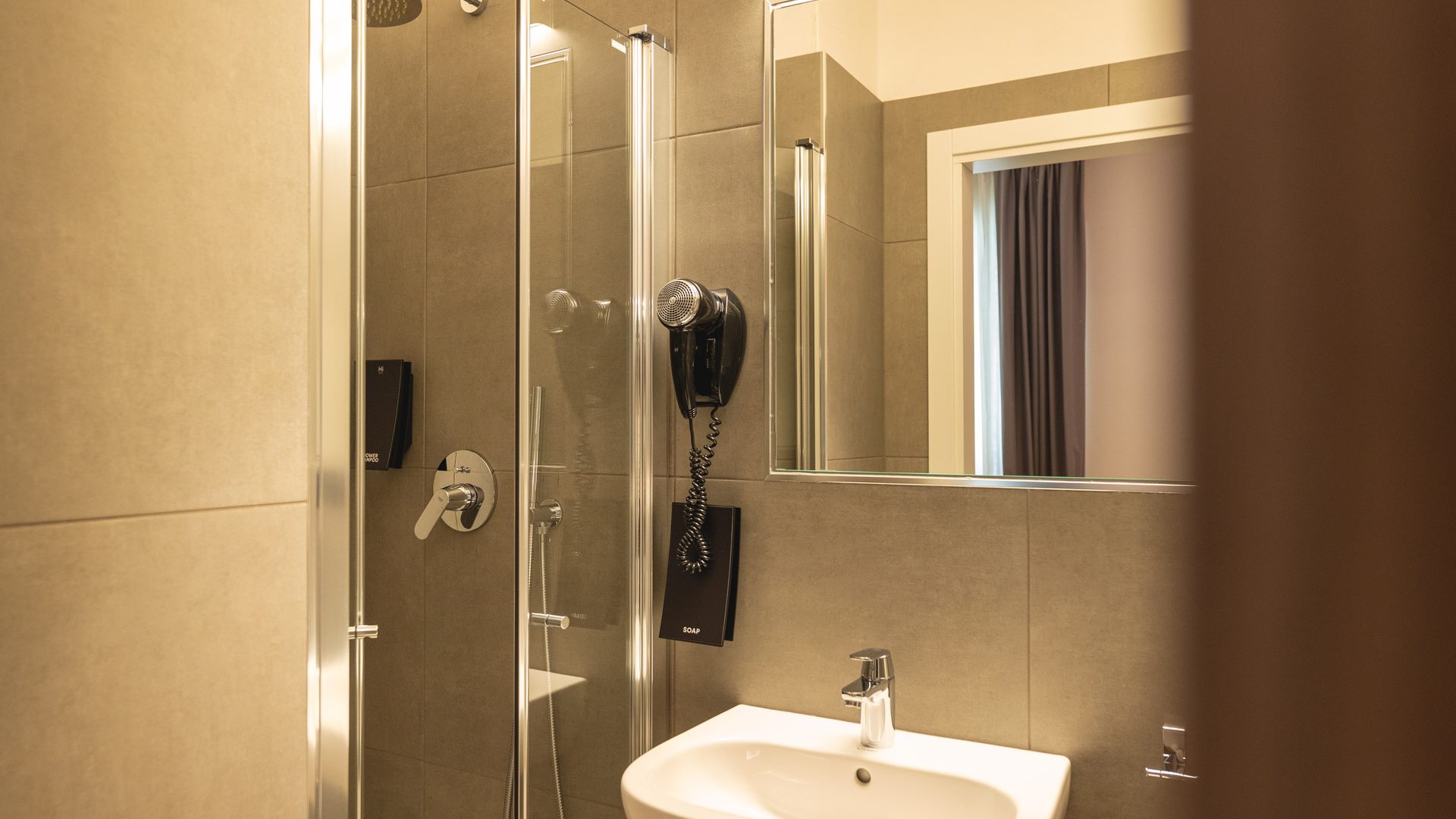hihotels-trento-camera-singola-small-7