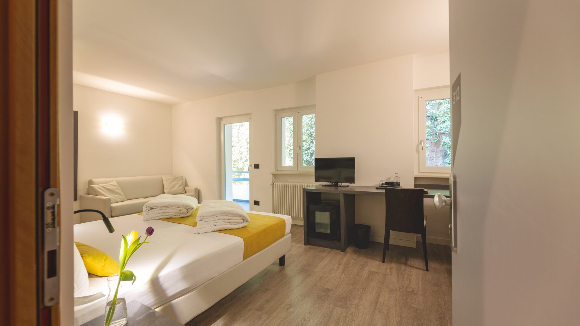 hihotels-trento-camera-doppia-large-0