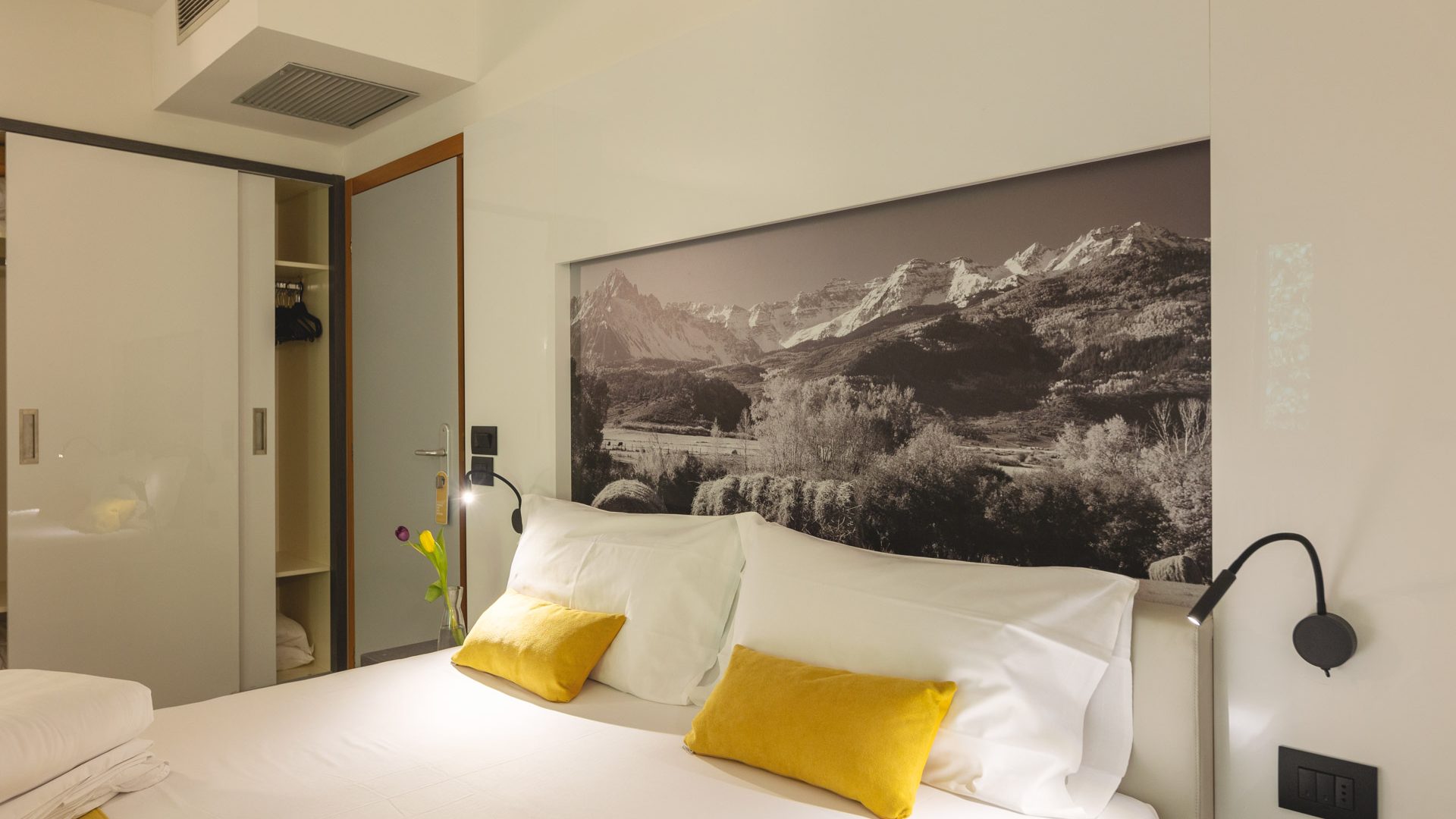 hihotels-trento-camera-doppia-large-12