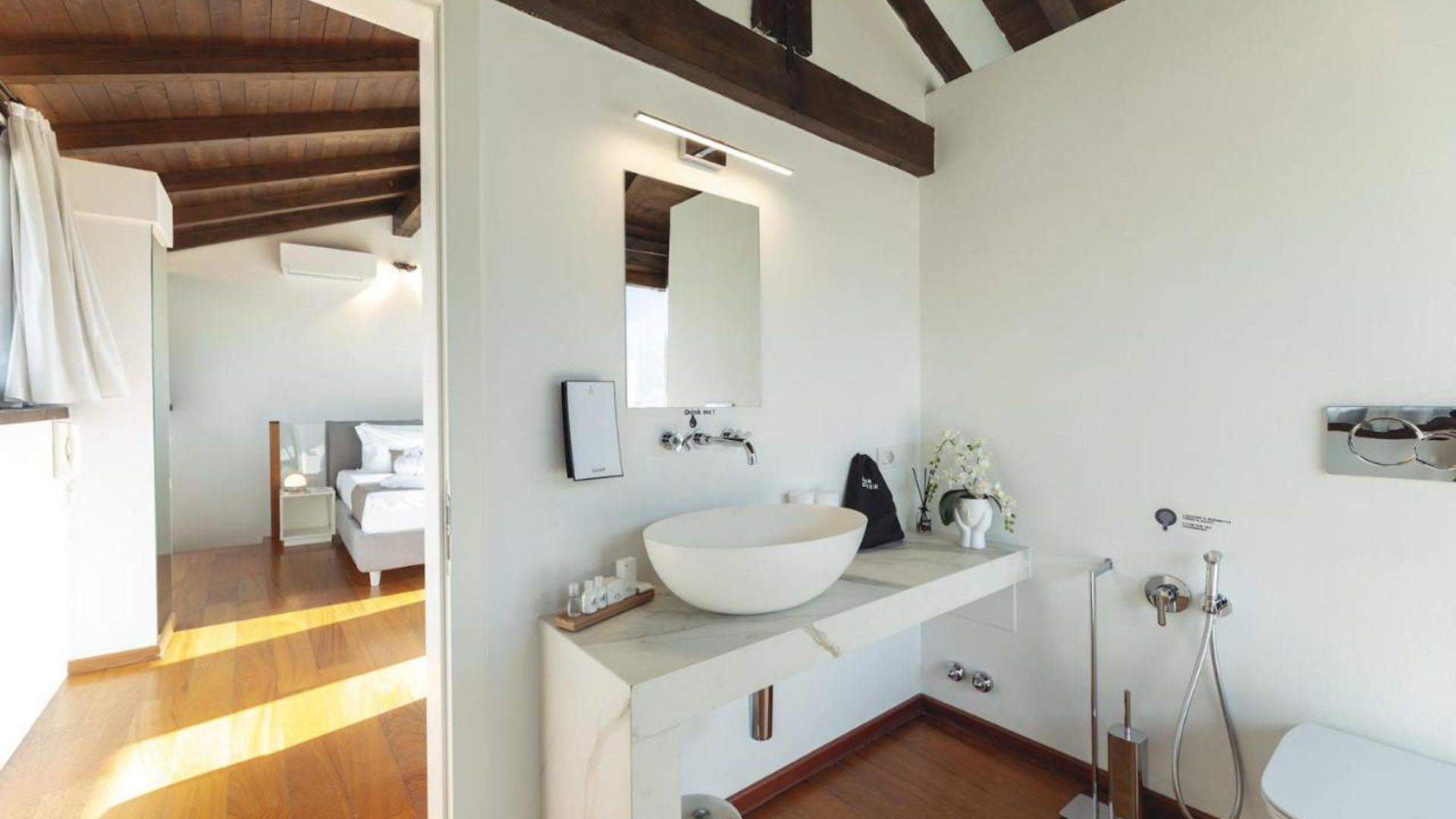 hihotels-trento-vicolo-del-vò- camera-junior-suite-5